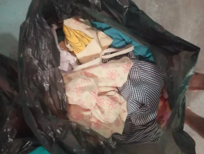 Vendo Roupas Infantis 