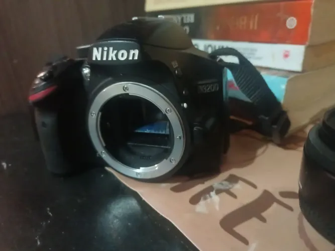 Nikon d3200 câmera mais 3 lentes