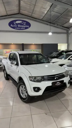Mitsubishi L200 Triton HPE 3.2 CD TB Int.diesel AUT 2015