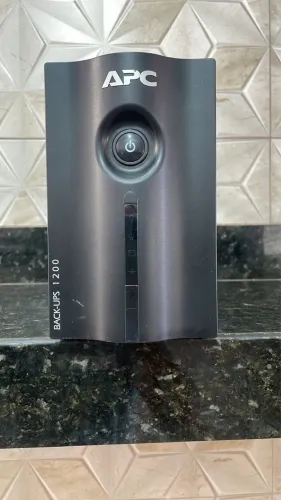 Nobreak apc 1200va back ups