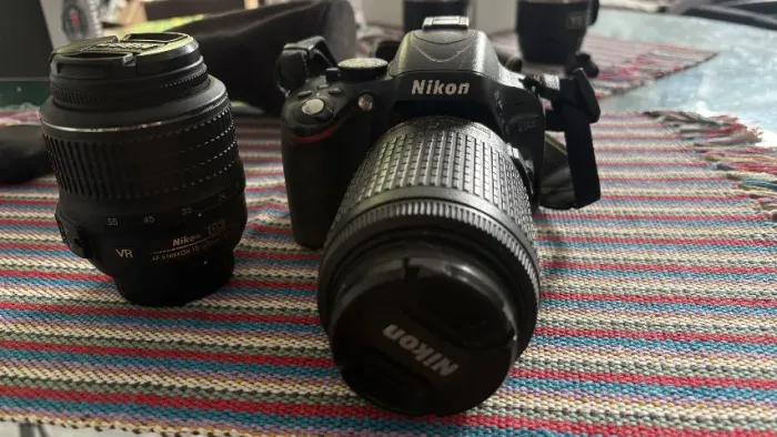 Camera Nikon D5100 Com 2 Lentes de 55mm e 200mm