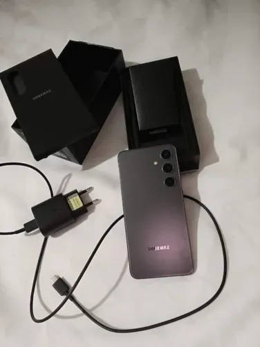 Samsung S24 8GB 256GB PRETO COMPLETO