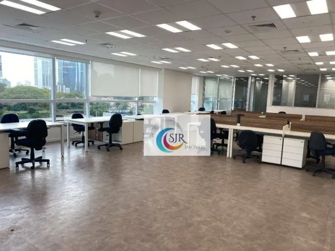 Conjunto para alugar, 405 m² no Brooklin - São Paulo/SP