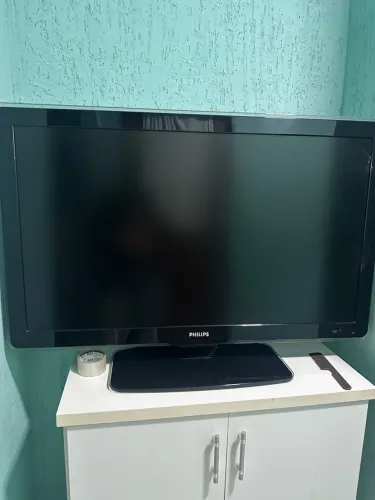 Vendo televisão Phillips 47? full HD