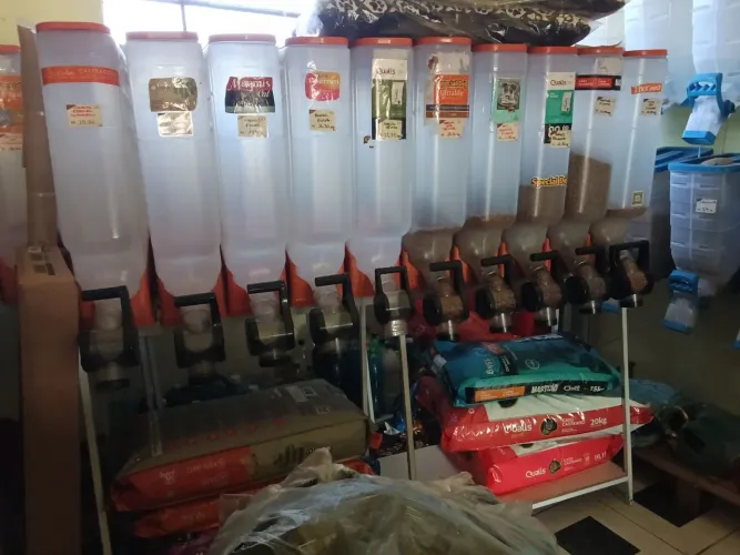 DISPENSERS DE RAÇÃO PROFISSIONAIS PARA PET SHOP | R$ 600,00 CADA
