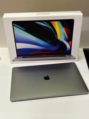 MacBook Pro 16 - Intel i7 2019