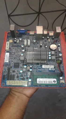 placas-mãe Intel com suporte DDR3 e saída HDMI Semi Nova