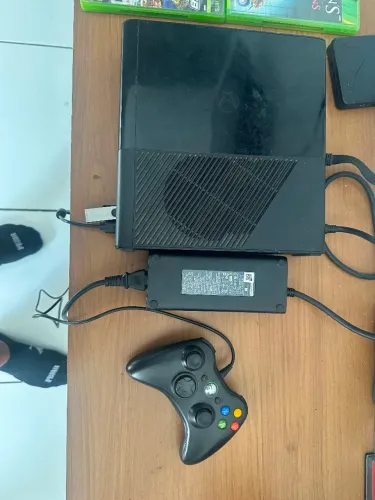 Xbox 360 Super Slim Original + 4 Jogos Originais | Funcionando 100%