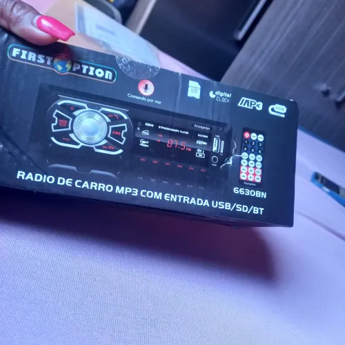 Som de carro no novo na caixa
