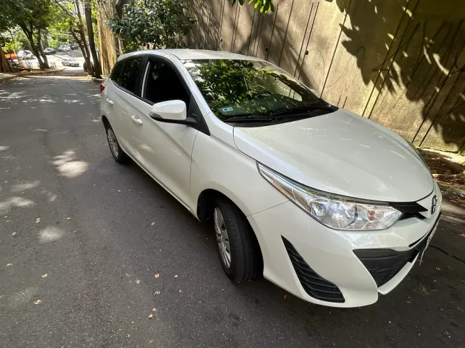 Toyota Yaris Live 1.3 Flex 16V 5P AUT 2021