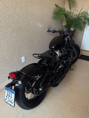 TRIUMPH BOBBER BLACK 1200 ? 2019/2020
