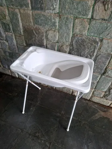Banheira Galzerano muito boa 