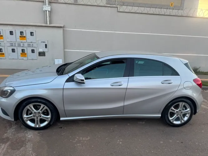 Mercedes-Benz Classe A 200 1.6 TB 16V Urban 156cv Aut. 2013