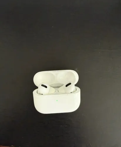 AirPods Pro 1ª Geração - A2084. S/Caixa