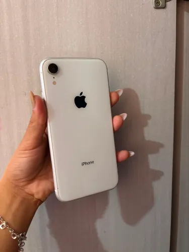 IPHONE XR 64GB SEMINOVO