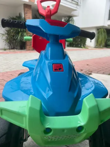 Quadriciclo infantil