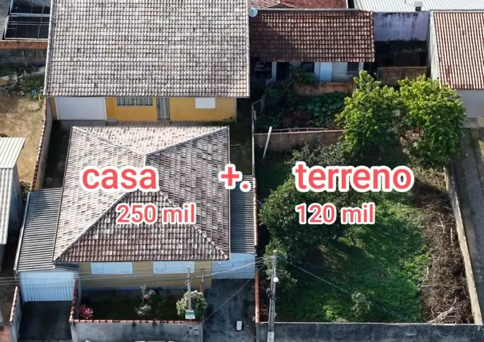 2 Casa em Capivari de Baixo SC excelente localização pra vender Rapido 250mil