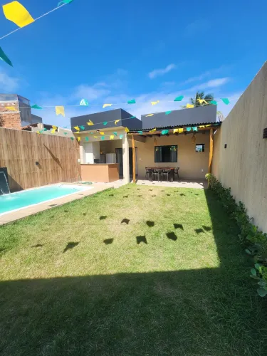CASA DE TEMPORADA COM PISCINA 