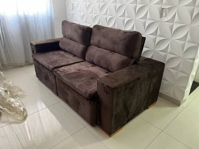 Sofá retrátil reciclável