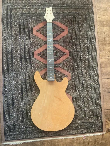 Corpo e braço de guitarra estilo prs para projeto