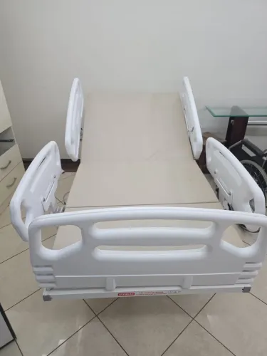 Cama hospitalar poltrona