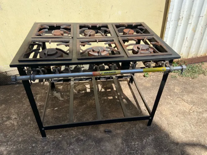 VENDO FOGÃO VENÂNCIO INDUSTRIAL 