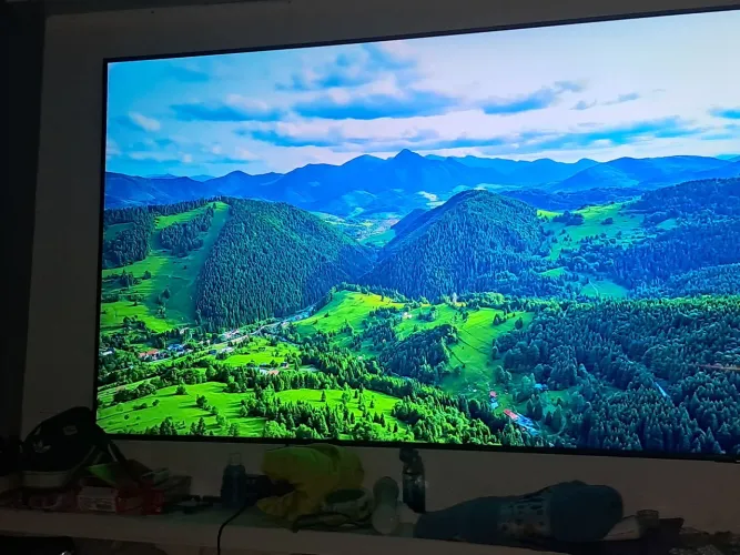 Vende se tv 65 qld 1 mes de uso