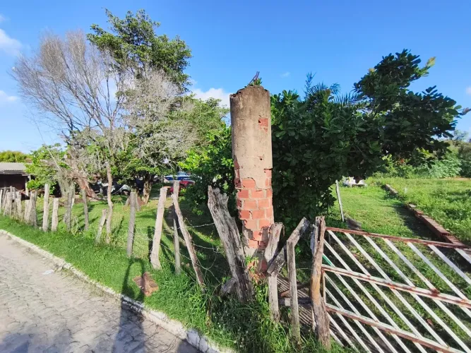 Terreno mucuri rua principal