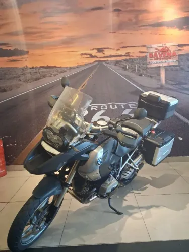 Vendo BMW GS1200 ano 2010 em excelente condições.