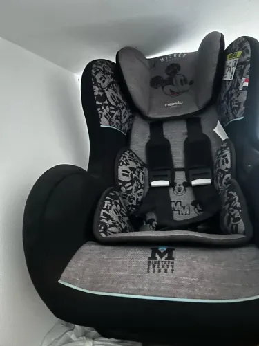 Vendo Cadeirinha para automóvel