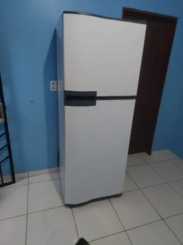 Envelopamento de geladeira 