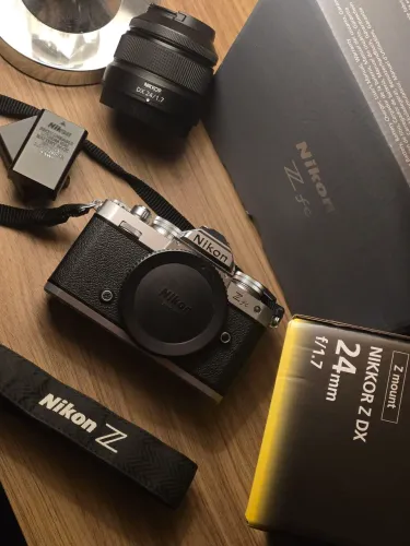 Nikon Zfc + Lente 24mm/1.7