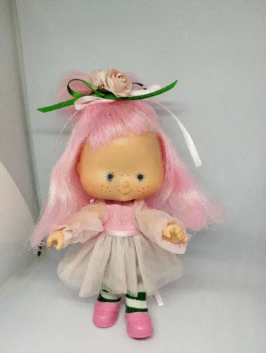 Boneca Moranguinho Rosinha