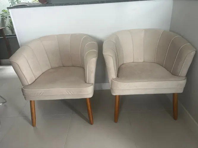 Poltronas semi nova