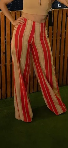 Calça pantalona tamanho 36 acostamento