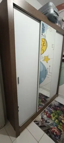 Guarda roupa infantil 