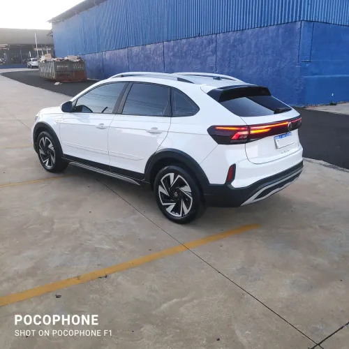 Volkswagen Nivus Highline 1.0 200 TSI Flex AUT 2025