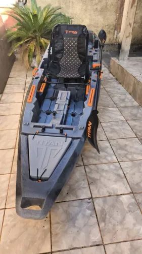 Vendo caiaque Titan cronos usado em estado de conservação