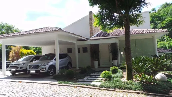Casa com 4 quartos à venda, 1000 m² por R$ 3.300.000 - Maceió - Niterói/RJ