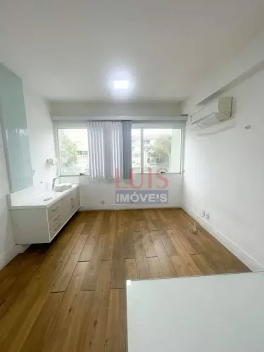 Sala para alugar, 28 m² por R$ 4.871,79/mês - Camboinhas - Niterói/RJ