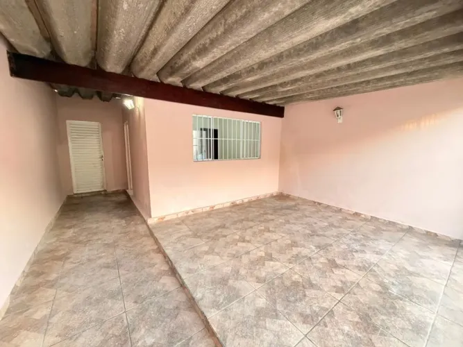 CASA À VENDA | PRÓXIMA À IGREJA SANTA CRUZ TATUÍ/SP