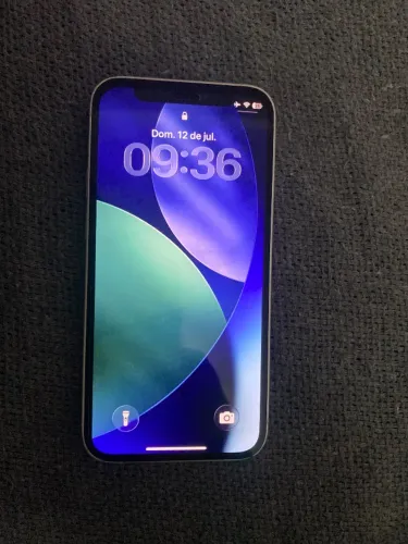 iPhone 12 mini nunca foi aberto