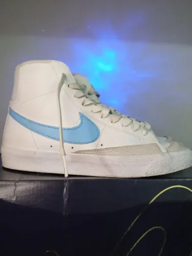 Nike Blazer Mid 77