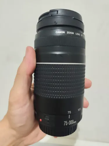 LENTE CANON EF 75-300mm f/4-5.6 III ? TELEOBJETIVA