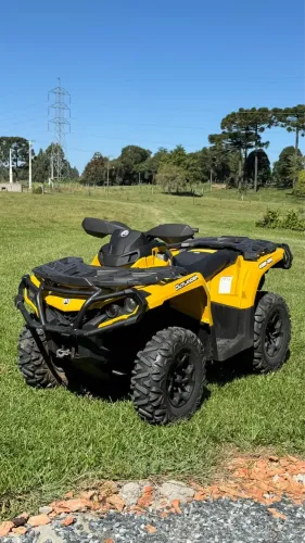Quadriciclo CAN AM OUTLANDER MAX XT 650 4x4