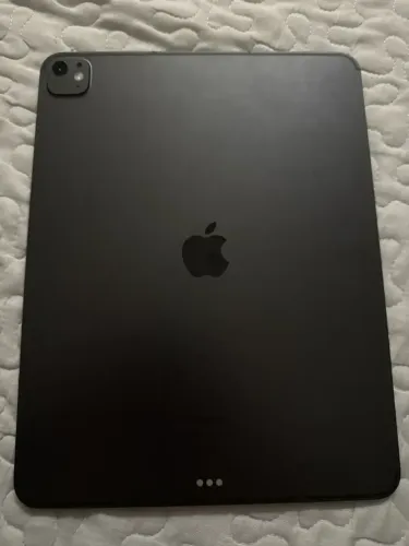 iPad Pro m4 13 + Magic Keyboard
