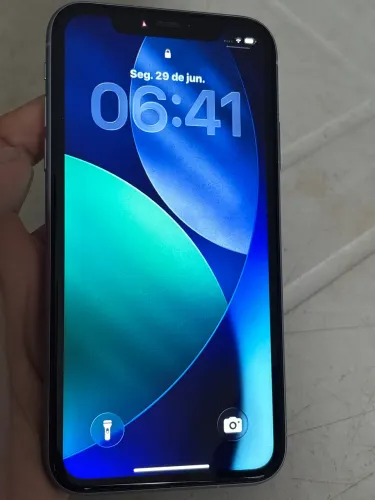 iPhone 11