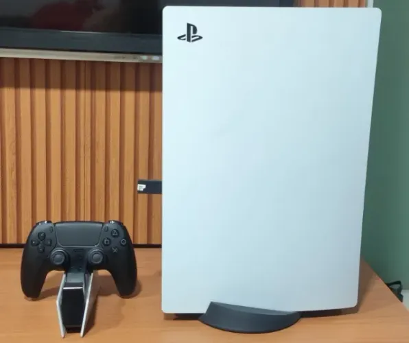 PS5 825GB