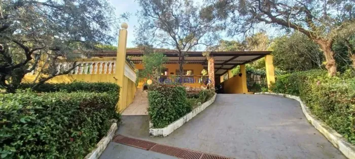 Chácara com 2 dormitórios à venda, 3000 m² por R$ 980.000,00 - Monterrey - Louveira/SP