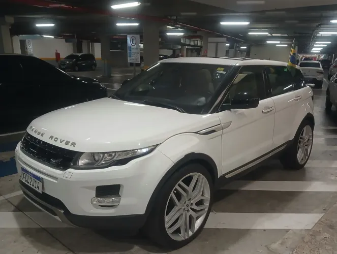 Land Rover Range Rover Evoque Prestige Tech 2.0 AUT 5P 2015